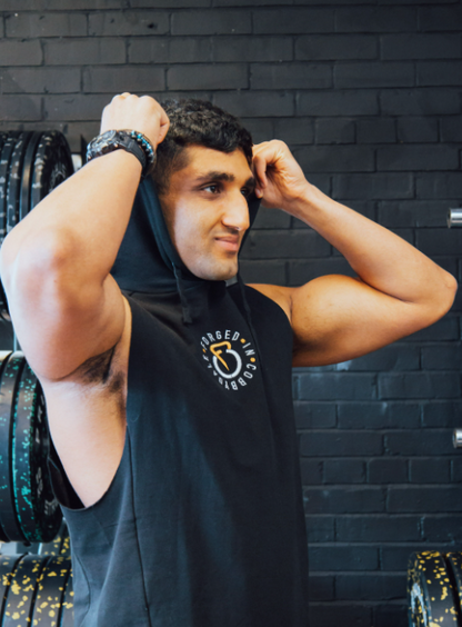 Sleeveless muscle hoodie